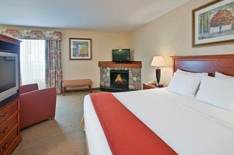 Holiday Inn Express Hotel & Suites - Edmonton International Airport - Photo5