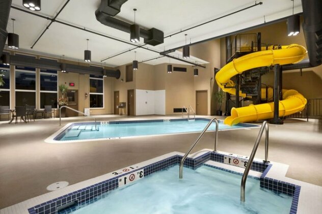 Microtel Inn & Suites by Wyndham Lloydminster - Photo5