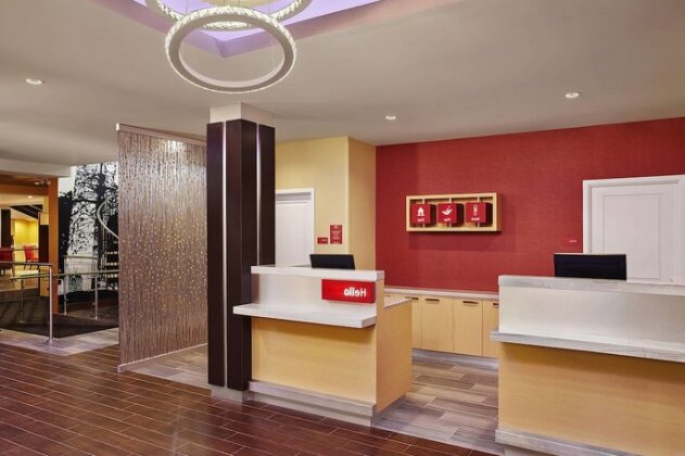 TownePlace Suites by Marriott London - Photo2