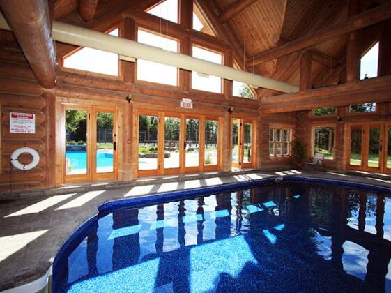 Fiddler Lake Resort - Photo2