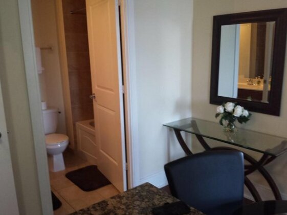 2 Bedroom 2 Bathroom Best Value Prime Location In Missisauga - Photo5