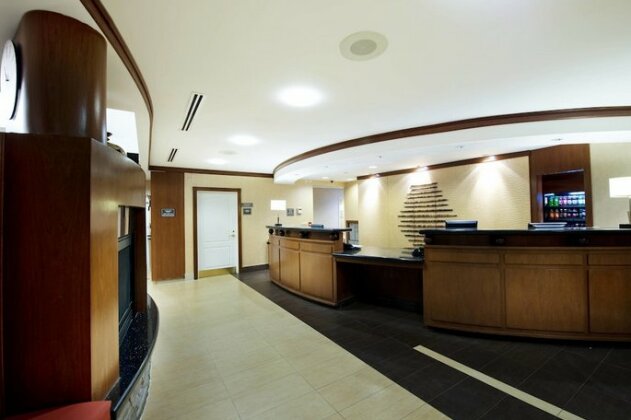 Residence Inn by Marriott Mississauga-Airport Corporate Centre West - Photo3