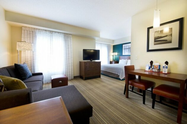 Residence Inn by Marriott Mississauga-Airport Corporate Centre West - Photo4
