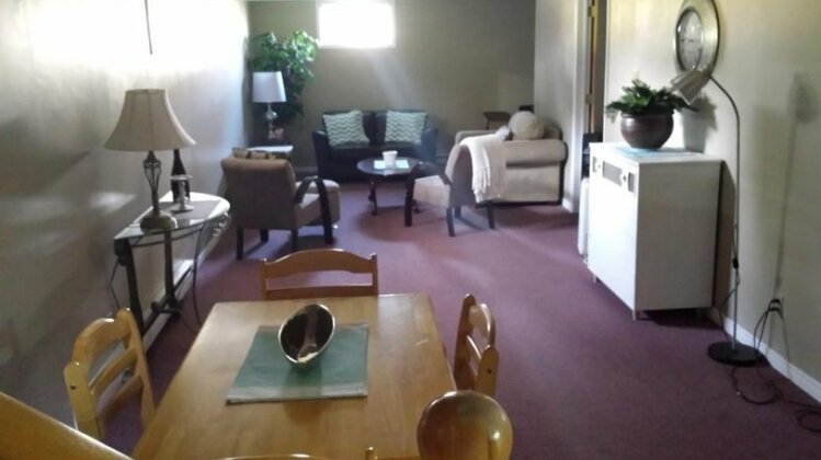 Fully Furnished on Broadway in Moncton - Photo2