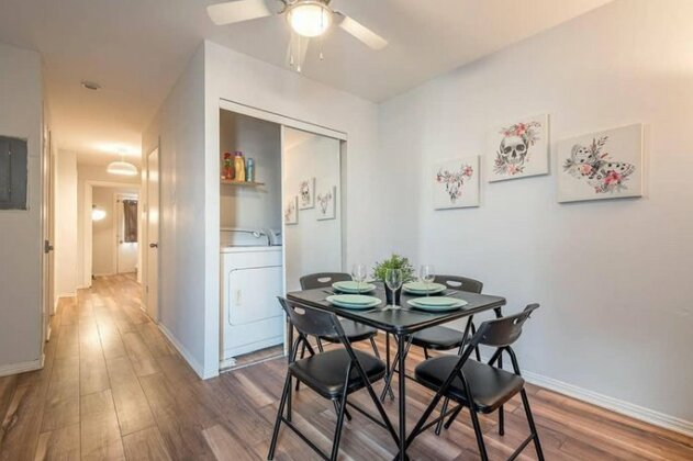Apartment in Plateau Mont-Royal - FREE PARKING - Photo4