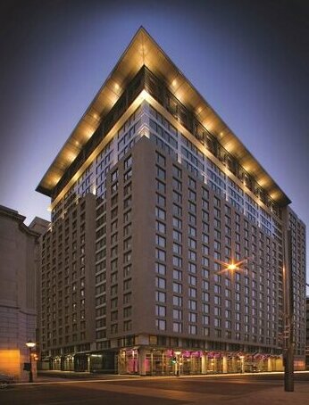 Embassy Suites Montreal by Hilton