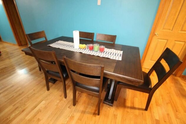 Entire 4bdr Apt In Montreal/Near Downtown+Parking - Photo5