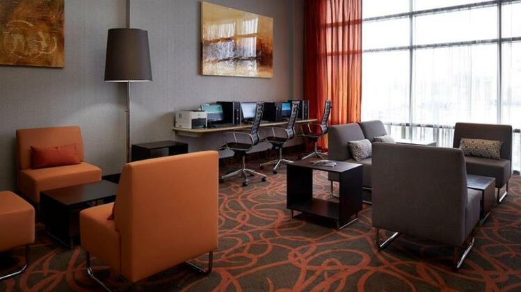 Residence Inn by Marriott Montreal Airport - Photo3