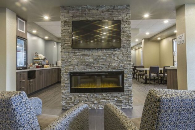 Quality Inn & Suites Moose Jaw - Photo3