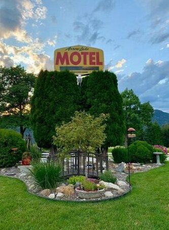 Arrow Lake Motel