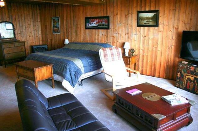 The Lost Lake Lodge Nanaimo - Photo4
