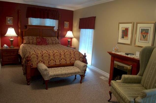 Accommodations Niagara Bed and Breakfast - Photo4