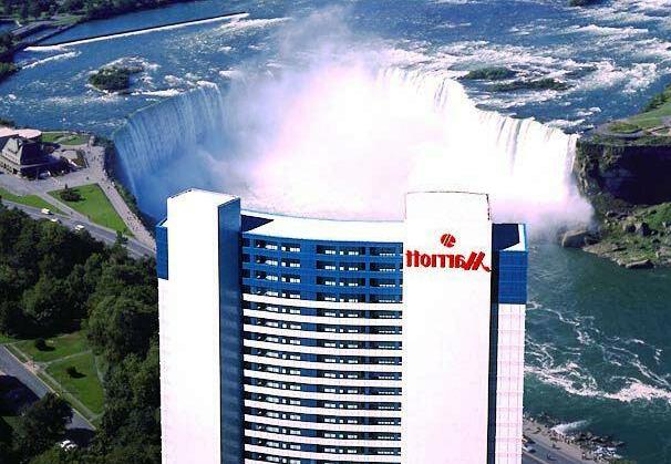 Niagara Falls Marriott Fallsview Hotel & Spa - Photo2