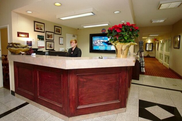 Niagara Lodge & Suites - Photo2