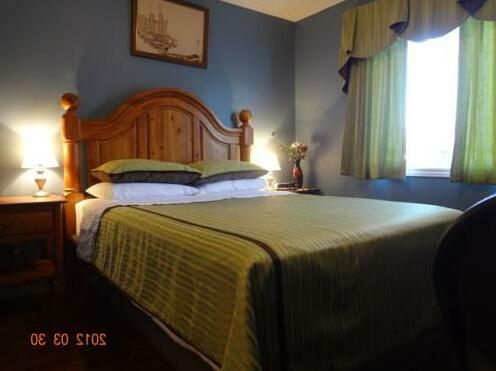 Two Rivers Bed and Breakfast - Photo3