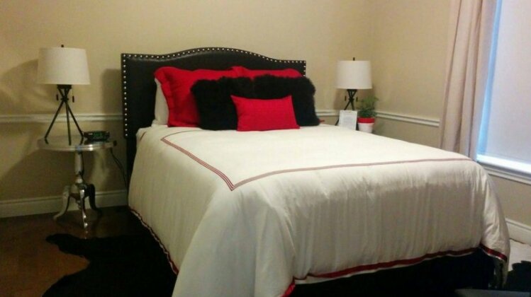 Serendipity Bed and Breakfast - Photo4
