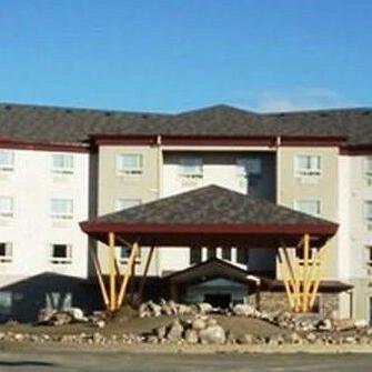 Gold Eagle Lodge - Photo2