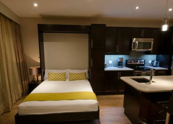 Around the Sea Rotating House Suites & Tours - Photo3