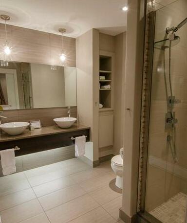 Around the Sea Rotating House Suites & Tours - Photo5