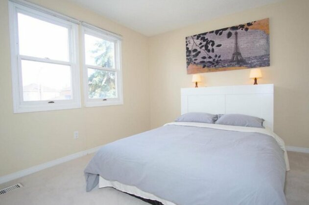 Fabulous 5BR house within the Greater Toronto Area - Photo5