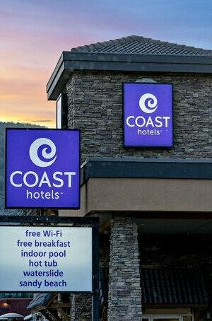 Coast Osoyoos Beach Hotel