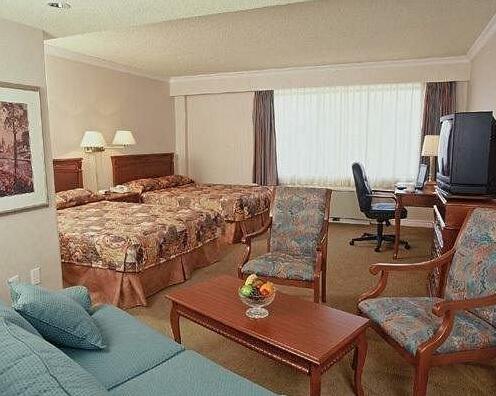Capital Hill Hotel & Suites - Photo5