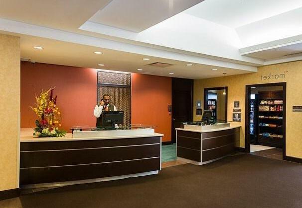 Residence Inn by Marriott Ottawa Airport - Photo4