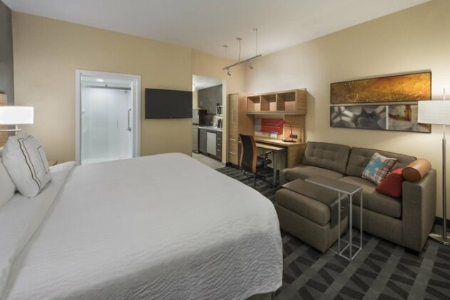 TownePlace Suites by Marriott Ottawa Kanata - Photo4