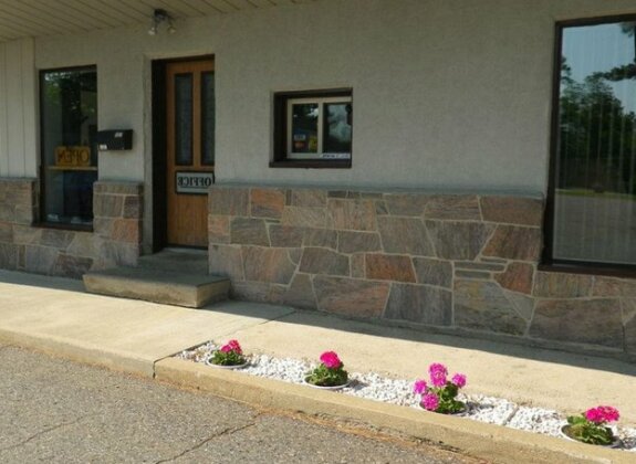 Town & Country Motel Parry Sound - Photo2