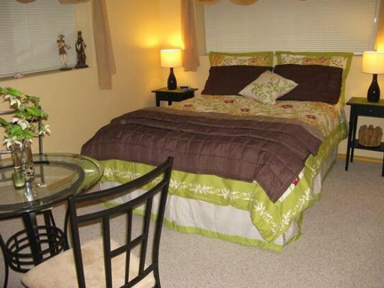 Strathcona Street Bed and Breakfast - Photo3