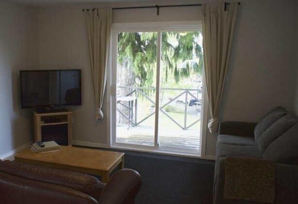 Cedar Park Resort - Photo4