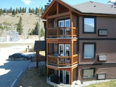 Copper Horn Towne Homes by Rocky Mountain Accommodations