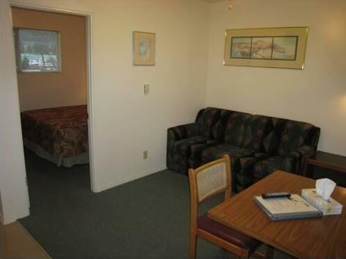 Mountain Springs Motel - Photo5