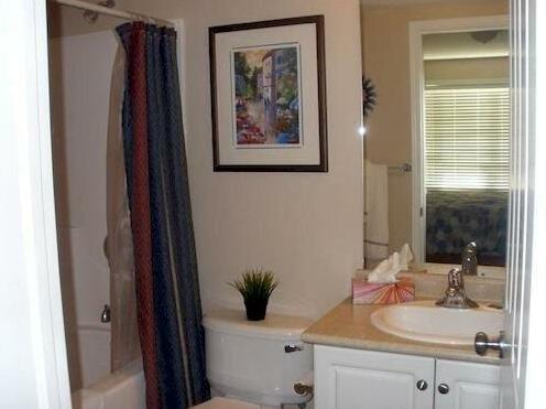 Piccadilly Vacation Rentals - Photo3