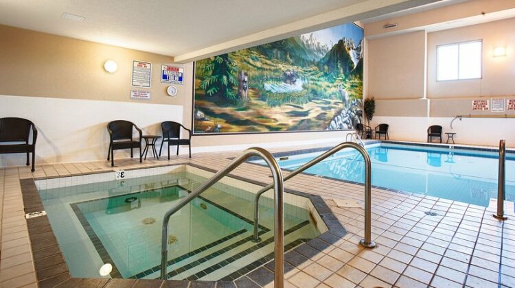Prestige Radium Hot Springs Resort BW Premier Collection - Photo3
