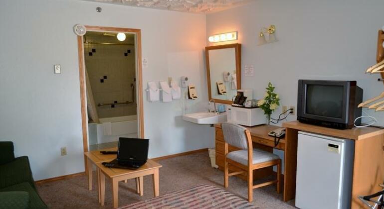 Radium Park Lodge - Photo3