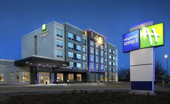 Holiday Inn Express - Red Deer North