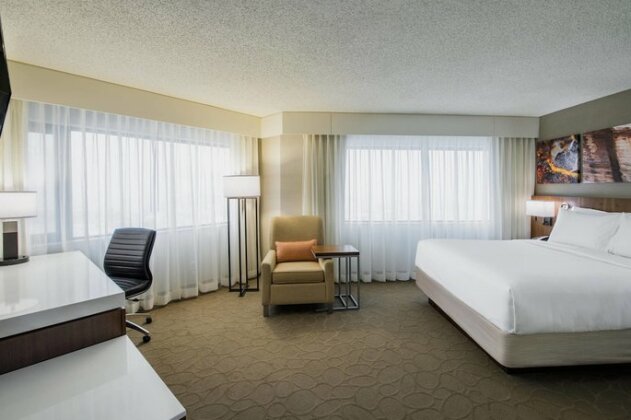 Delta Hotels by Marriott Regina - Photo5