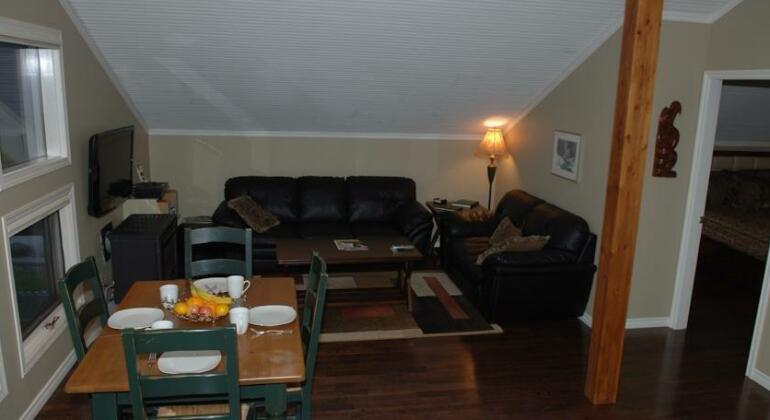 Powder Pillow Bed & Breakfast - Photo4