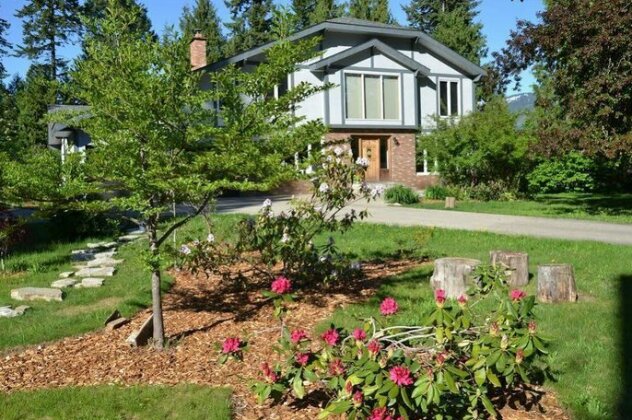 The Pines Bed & Breakfast - Photo5