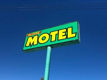 Alpine motel Rocky Mountain House