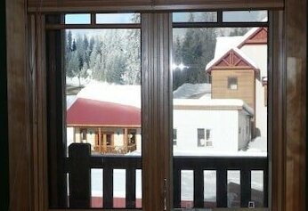 Mountain Town Properties Cascade Lodge 4A - Photo4