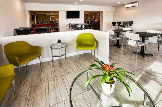 Comfort Inn Rouyn-Noranda - Photo4