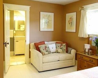 Simcoe Suites on the Henley B&B - Photo4