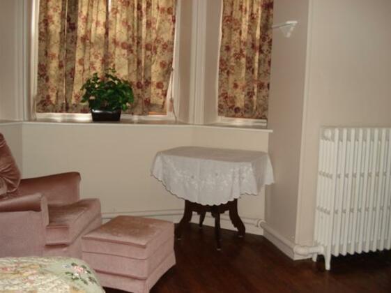 A Tanners Home Inn Bed and Breakfast - Photo2