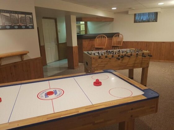 Sarnia's Man Cave welcomes you Game ON - Photo2