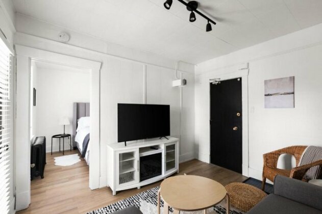 Beautiful Modern Suite in the Heart of Broadway - Photo3