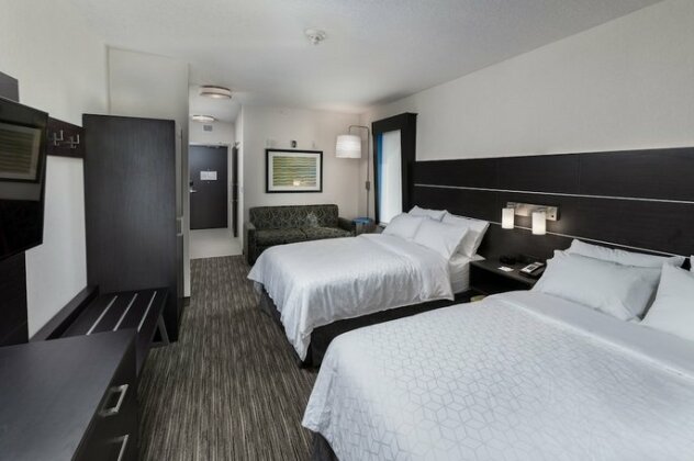 Holiday Inn Express & Suites - Saskatoon East - University - Photo2