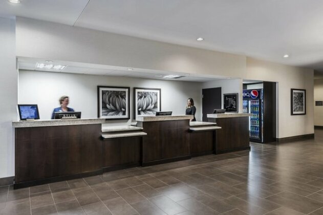 Delta Hotels by Marriott Sault Ste Marie Waterfront - Photo3