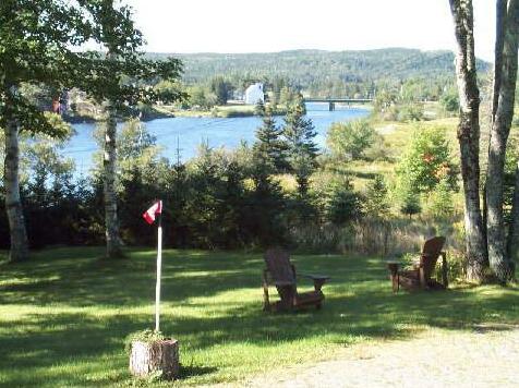 St Mary's River Lodge - Photo3